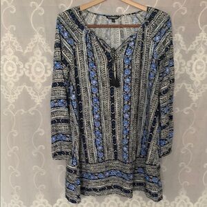Express Blue‎ and Black Geometric Tunic